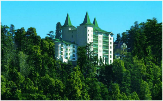 Urlaub in den Top Luxus Hotels und Resorts am Fue des Himalaya in Indien....