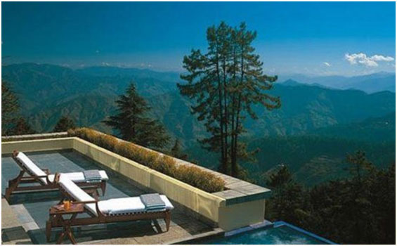 Urlaub in den Top Luxus Hotels und Resorts am Fue des Himalaya in Indien....