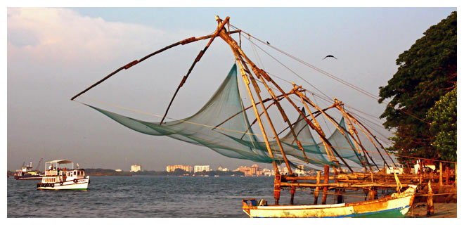 Die chinesische Fischernetze bei Fort Kochi, Kerala