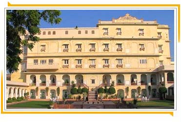 Hotel Raj Palace