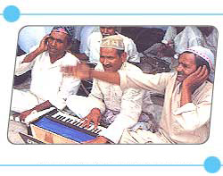 Qawwali Sanger an der Grabstatte von Sal Chisti, Fatehpur Sikri